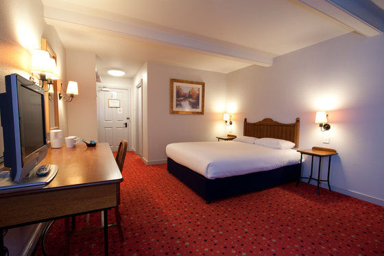 Travelodge York Hull Road Room photo